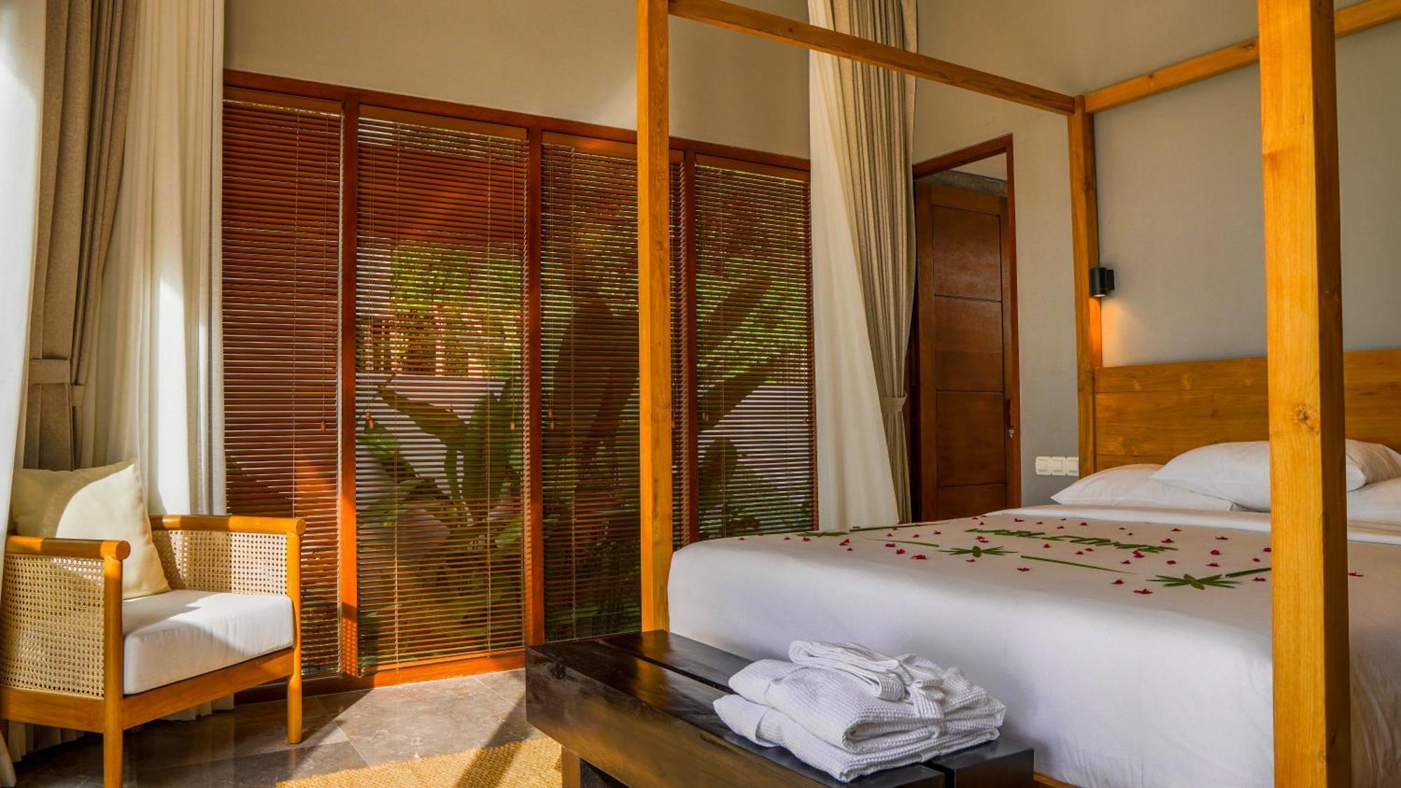 Sanglung Villas Private Pool Kubutambahan  Zimmer foto
