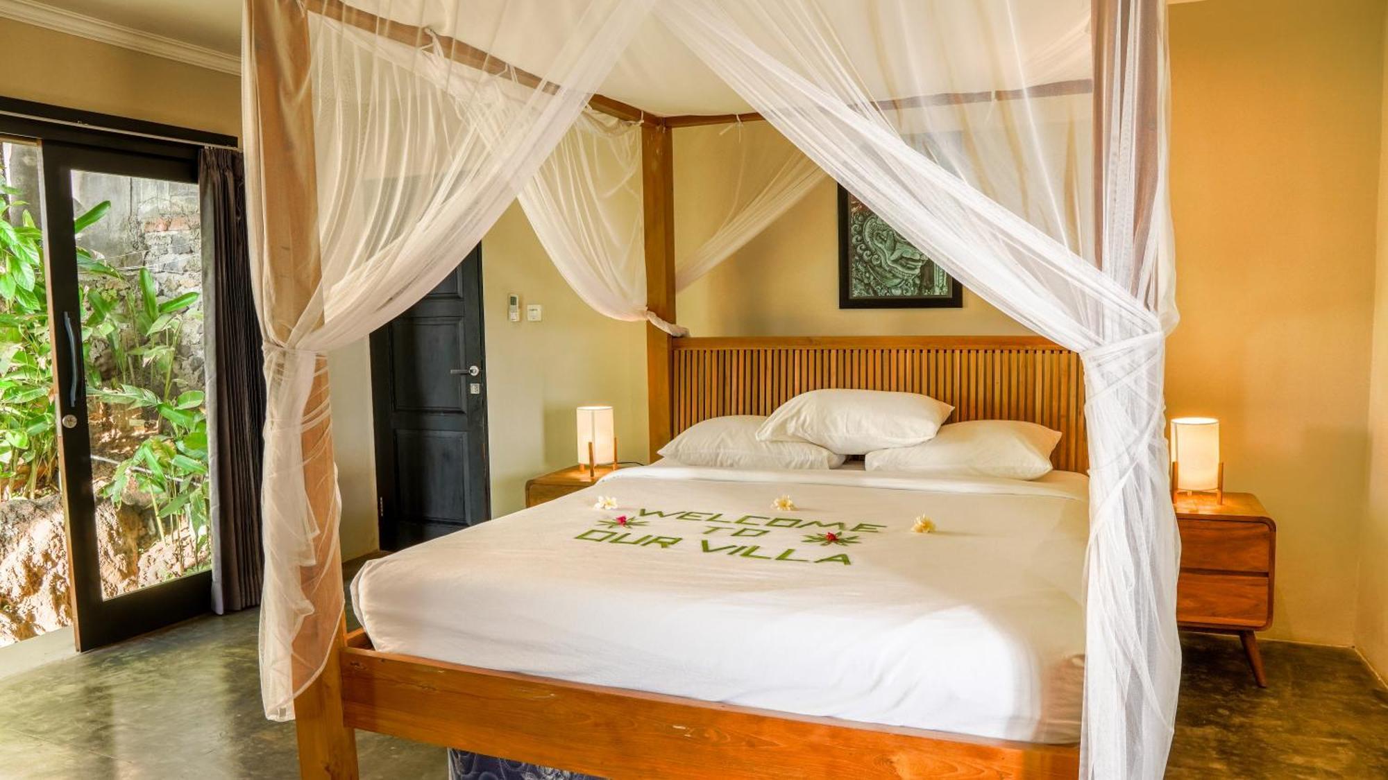 Sanglung Villas Private Pool Kubutambahan  Zimmer foto